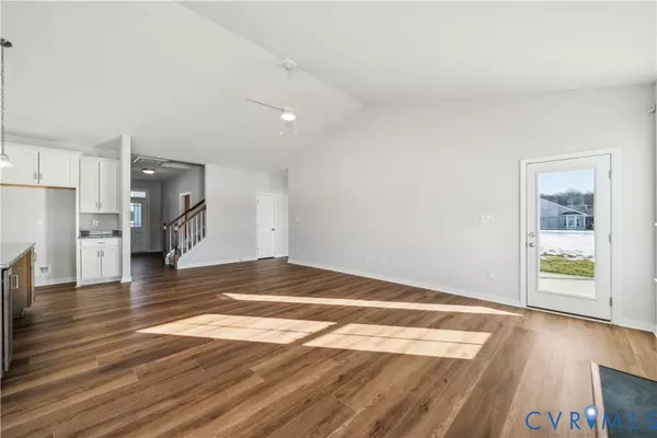 Tappahannock, VA 22560,271 Logan WAY