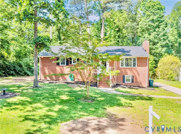 Sandston, VA 23150,112 Webster RD