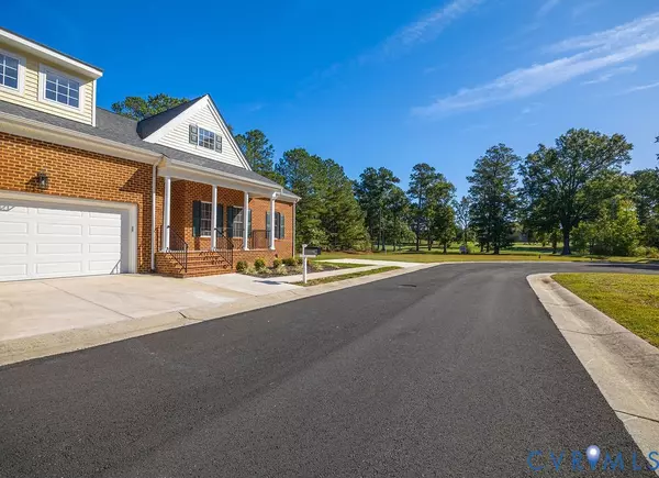 Petersburg, VA 23805,30307 Victoria WAY