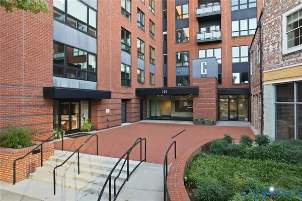 Charlottesville, VA 22902,200 Garrett ST #504