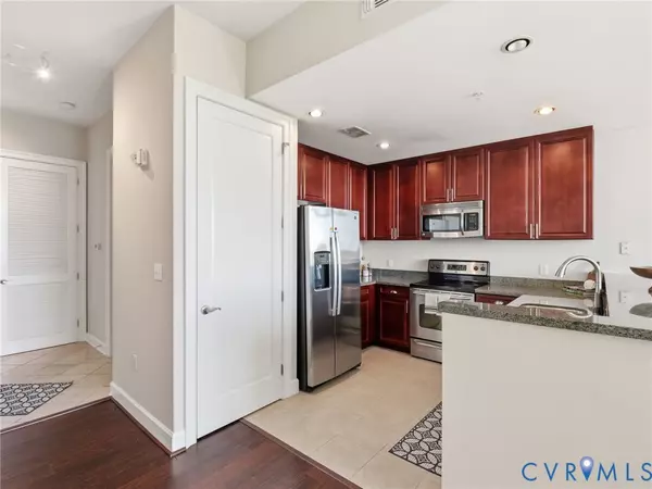 Richmond, VA 23219,301 Virginia ST #U806