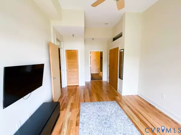 Richmond, VA 23220,110 W Marshall ST #36