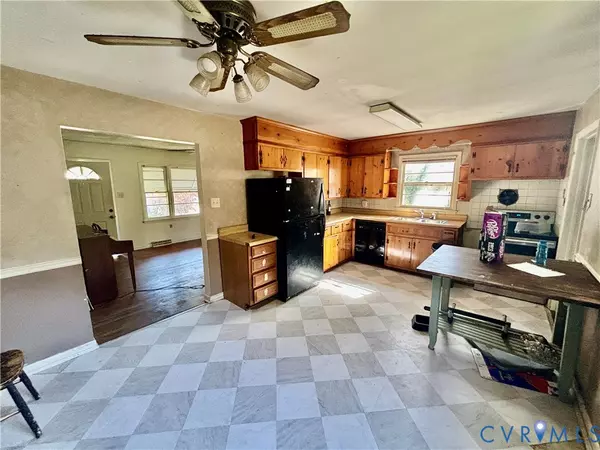 Chester, VA 23831,15704 Meridian AVE