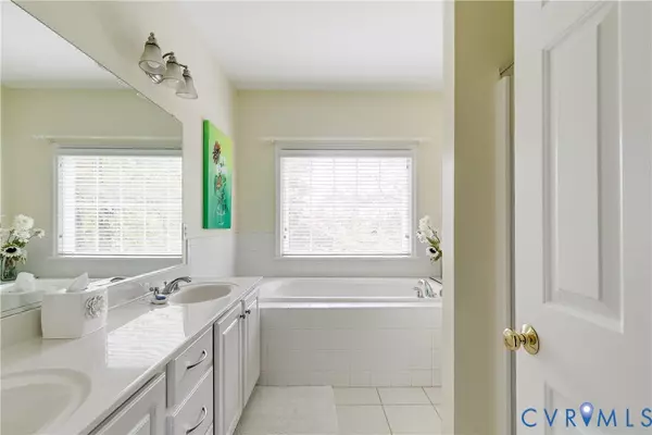 Glen Allen, VA 23059,5132 Park Commons LOOP