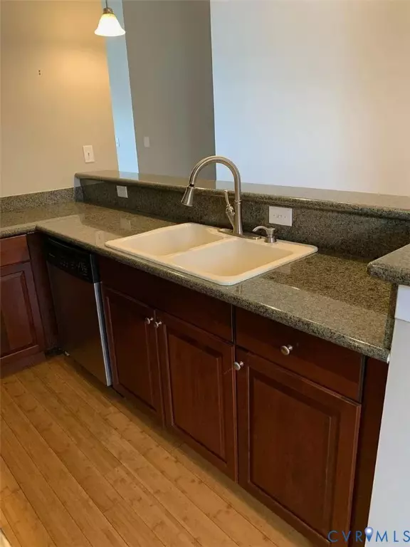 Richmond, VA 23220,1414 W Marshall ST #U409