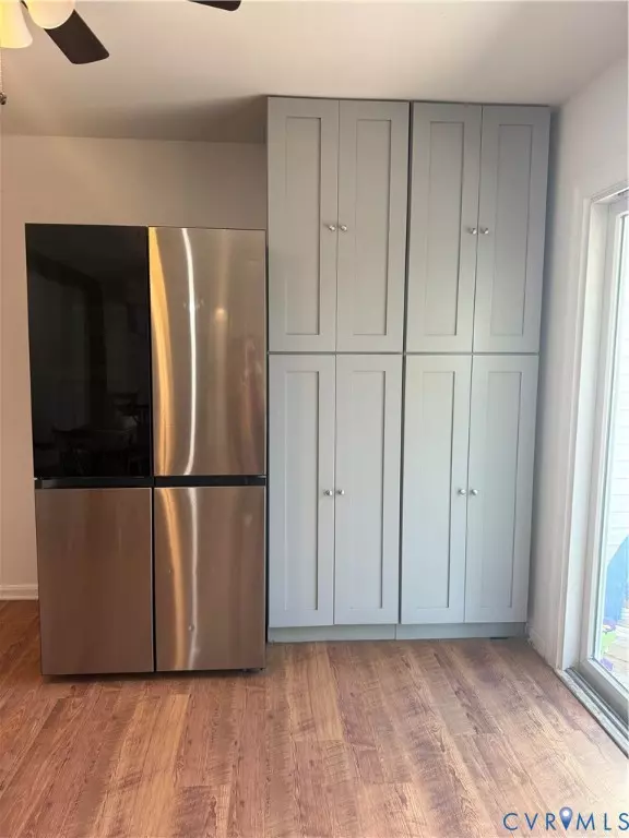 Fredericksburg, VA 22408,8 English Oak CIR
