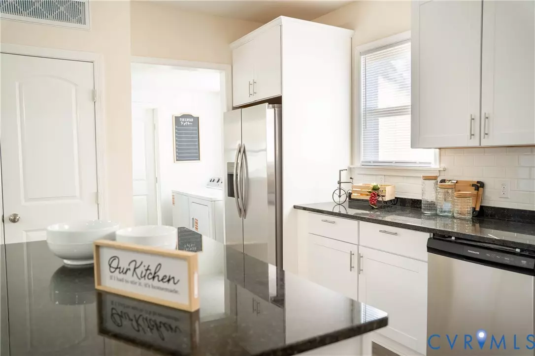 Hopewell, VA 23860,411 N 7th AVE