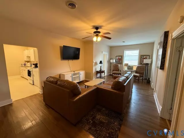 Blackstone, VA 23824,101 S Main ST #B