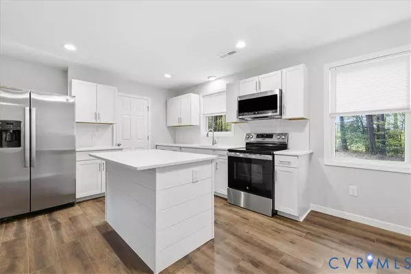 7603 Golf Course DR, Disputanta, VA 23842