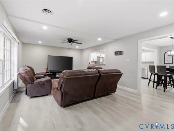 South Chesterfield, VA 23803,4221 Butler LN