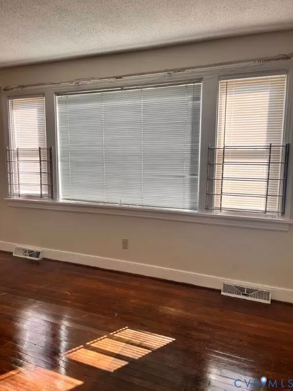 Richmond, VA 23224,2203 Dinwiddie AVE