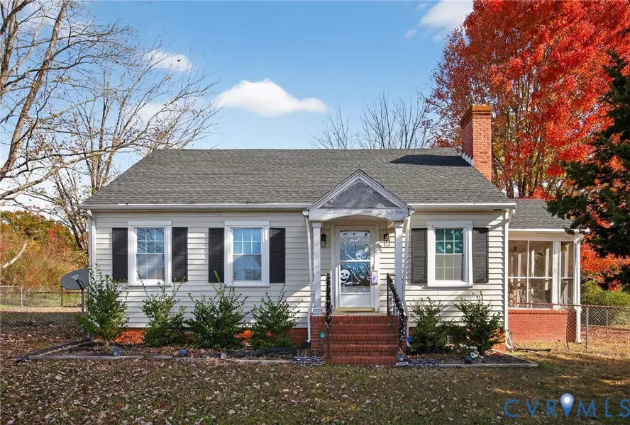 13064 History Land HWY, Warsaw, VA 22572