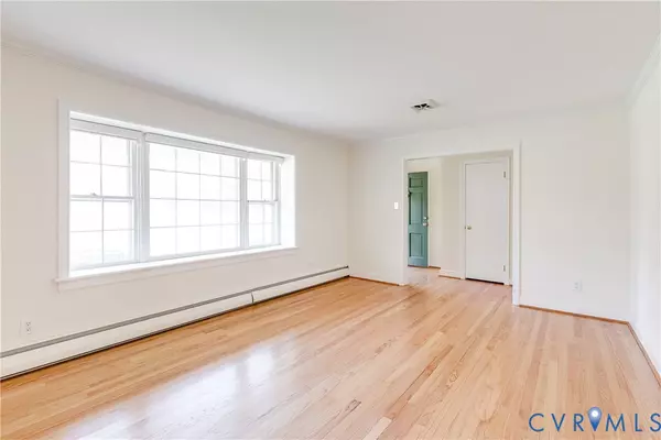 Henrico, VA 23229,9407 Claymont DR