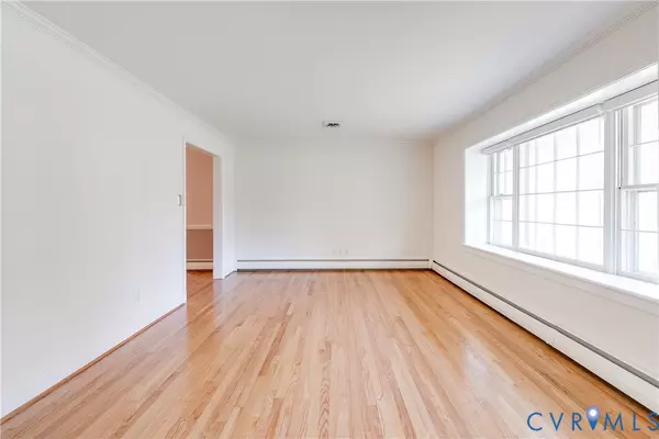 Henrico, VA 23229,9407 Claymont DR