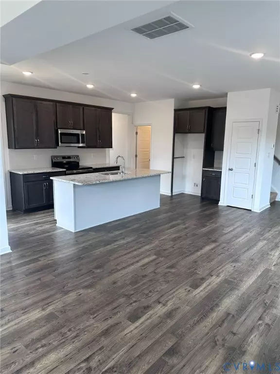 Chesterfield, VA 23235,7961 Lyndale DR