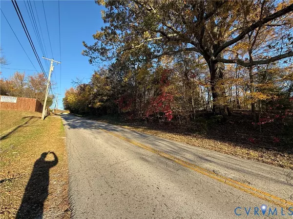 Danville, VA 24540,0 Old Halifax RD