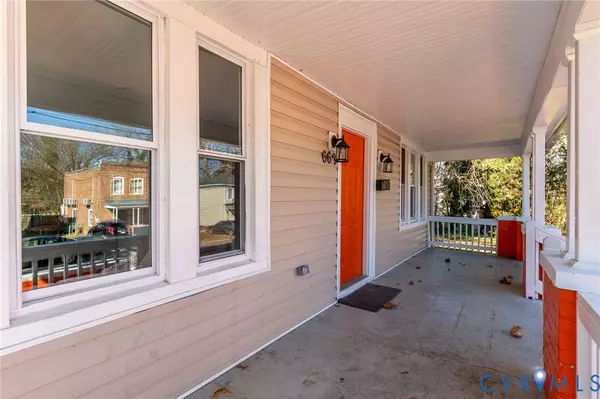 Petersburg, VA 23803,662 Pegram ST