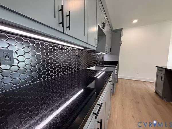 Portsmouth, VA 23703,2509 Peach ST