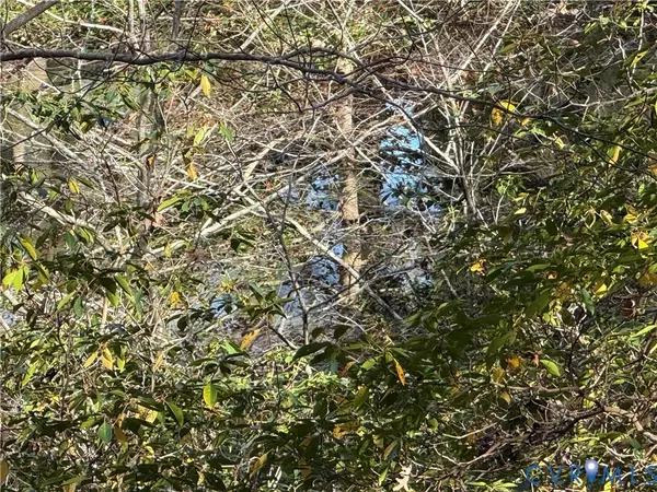 105 Shirley DR, Williamsburg, VA 23188