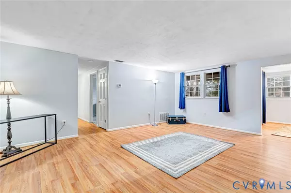 Glen Allen, VA 23060,10217 Wolfe Manor CT #404