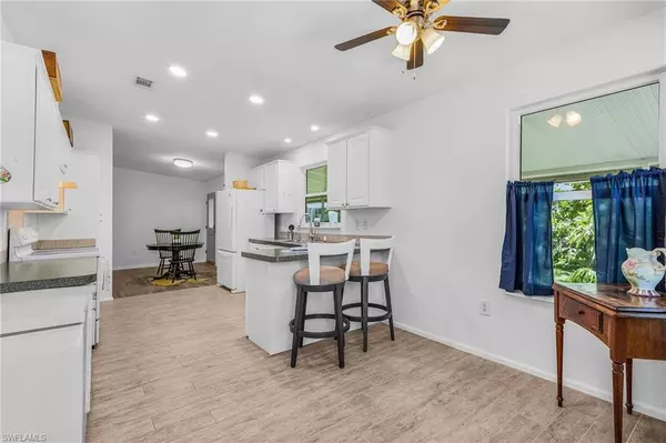 Bokeelia, FL 33922,7256 Victory RD