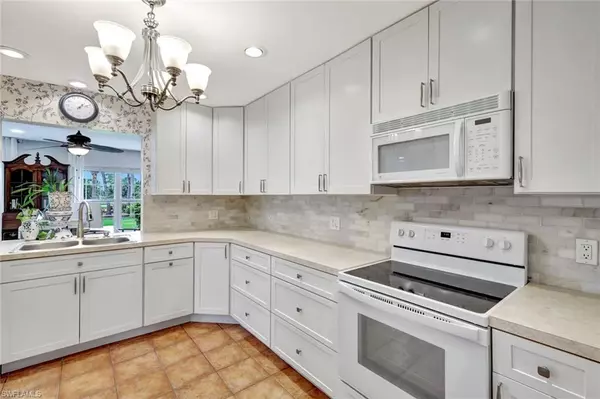 Fort Myers, FL 33919,13530 Stratford Place CIR #104