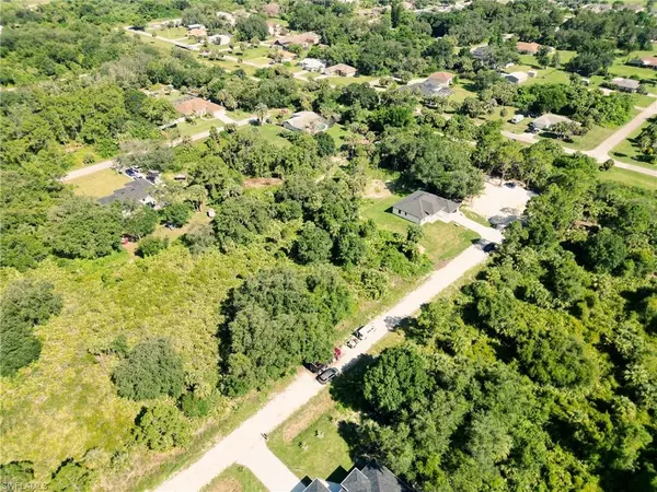 Lehigh Acres, FL 33972,404 Thompson AVE