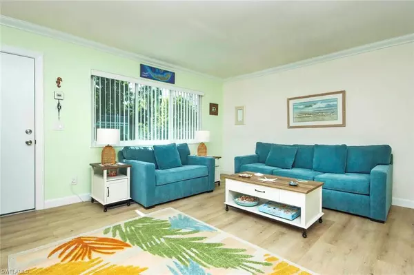 Sanibel, FL 33957,641 Periwinkle WAY #A3