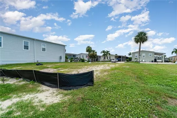 Fort Myers Beach, FL 33931,17860 Stevens BLVD