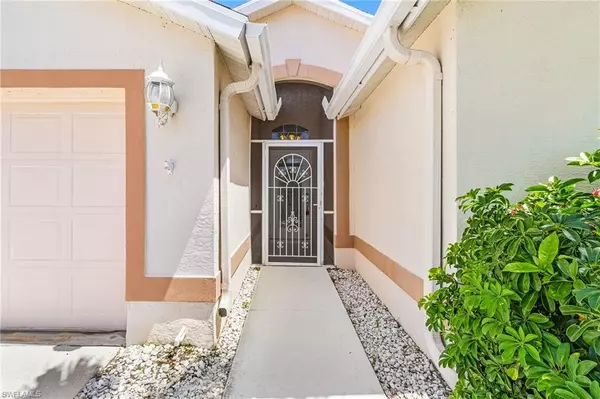 Fort Myers, FL 33912,8661 Manderston CT