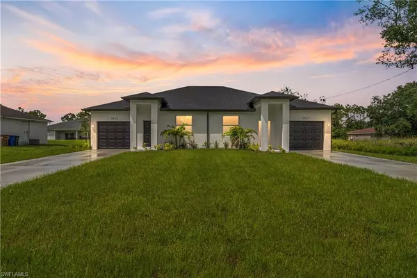 1025/1027 Meadow RD, Lehigh Acres, FL 33973