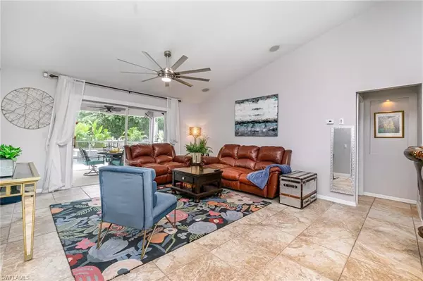 Cape Coral, FL 33909,142 NE 4th ST