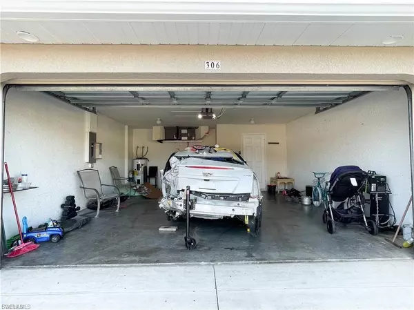 Cape Coral, FL 33991,306 SW 24th AVE