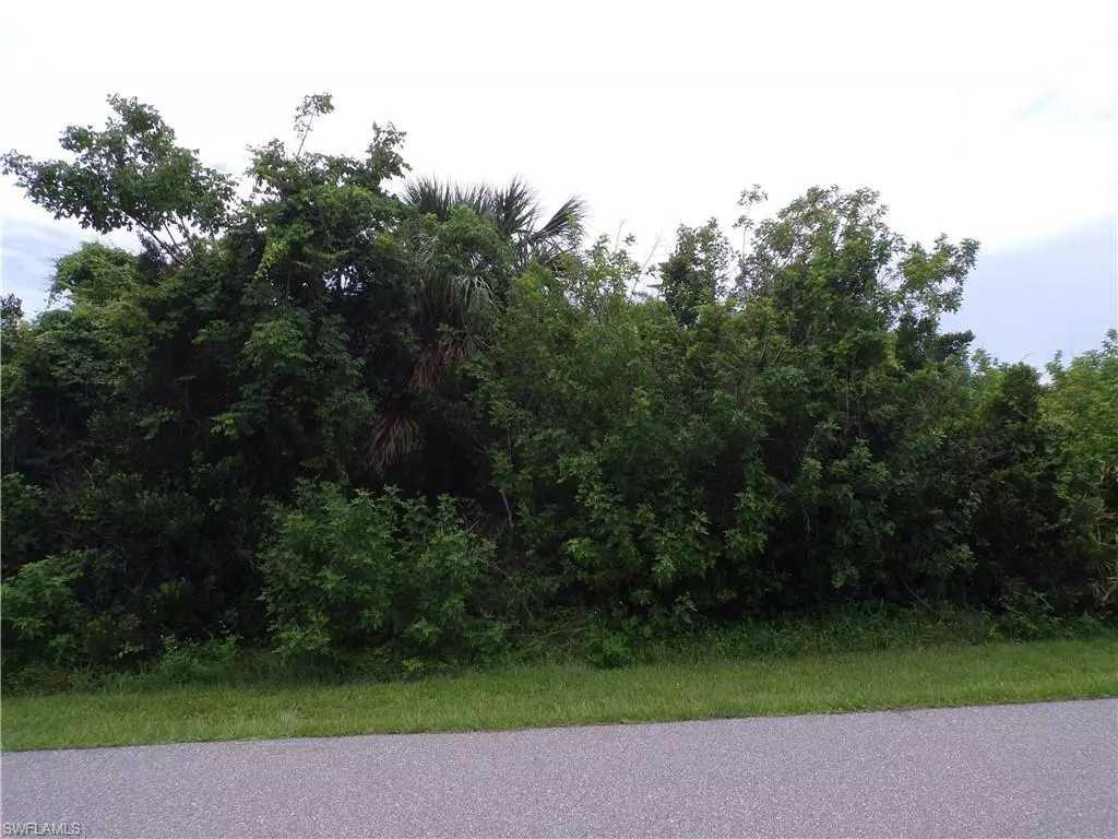 Port Charlotte, FL 33981,15417 Lakeland CIR