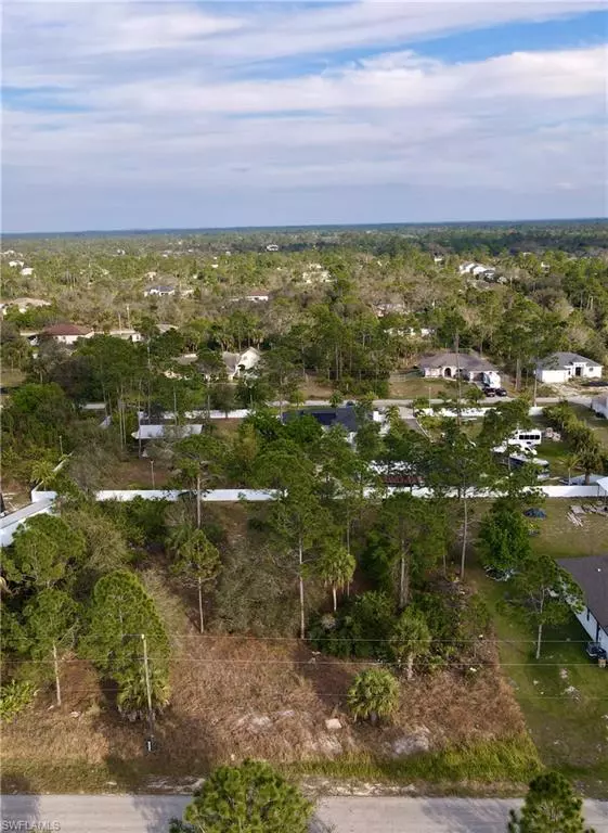 Lehigh Acres, FL 33972,810 Clayton AVE