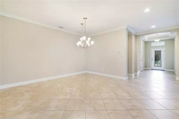 Cape Coral, FL 33991,2720 Lambay CT