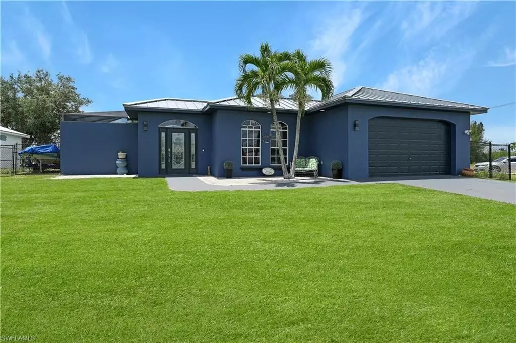 Cape Coral, FL 33991,118 SW 21st TER