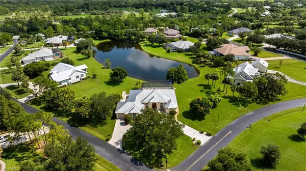 Alva, FL 33920,18190 Riverwind DR