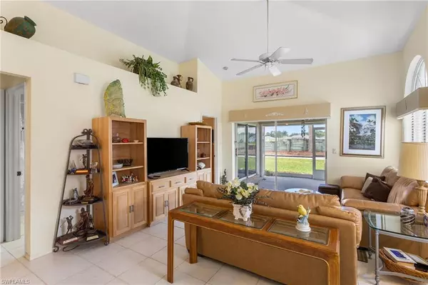 Estero, FL 33928,20710 Persimmon PL