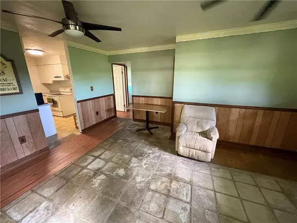 North Fort Myers, FL 33903,1191 Orange AVE
