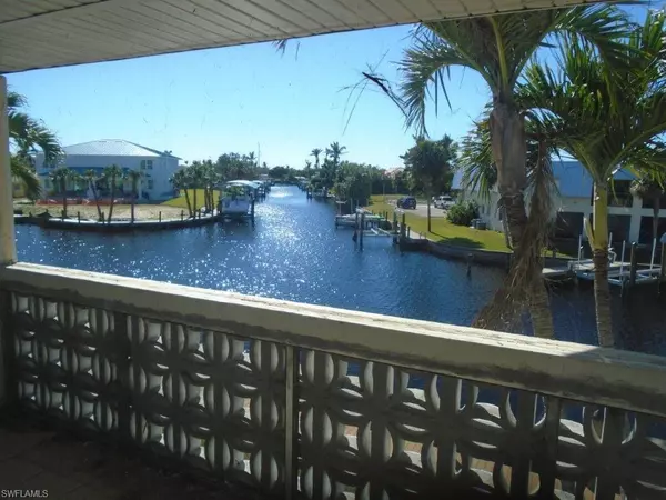 Cape Coral, FL 33904,708 Victoria DR #206