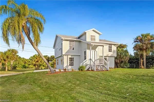 260 13th ST SW, Naples, FL 34117