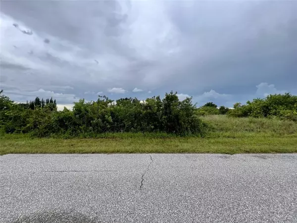 Port Charlotte, FL 33981,7728 St Regis CIR