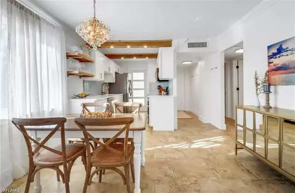 Naples, FL 34102,1300 Gulf Shore BLVD N #103