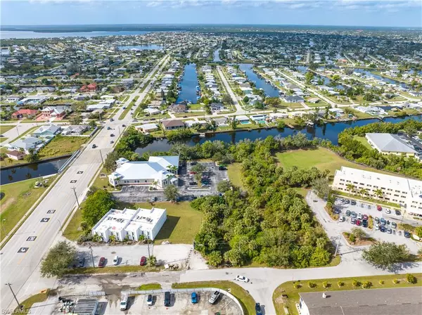 Port Charlotte, FL 33952,4445 Lister ST