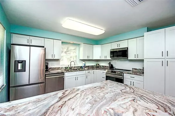 Sanibel, FL 33957,4560 Brainard Bayou RD