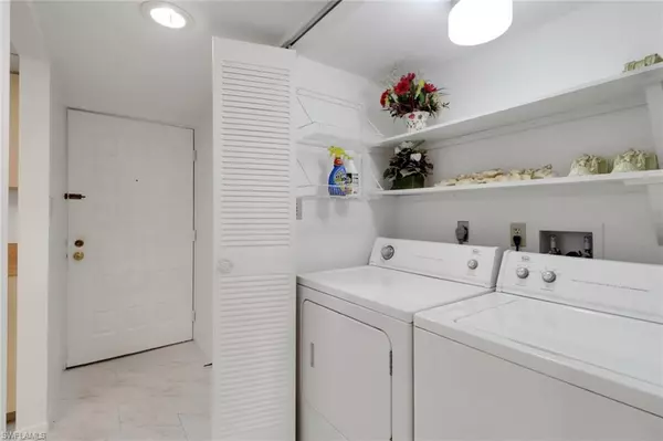 2121 Collier AVE #305, Fort Myers, FL 33901