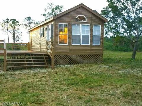 37061 Old Farm RD, North Fort Myers, FL 33917