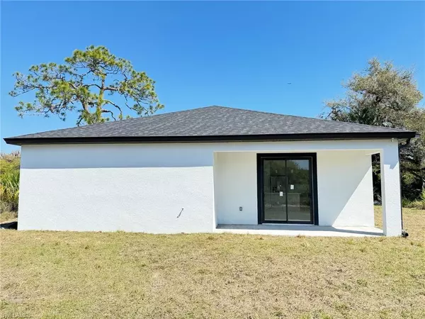 Labelle, FL 33935,8045 OAKLEAF CIR