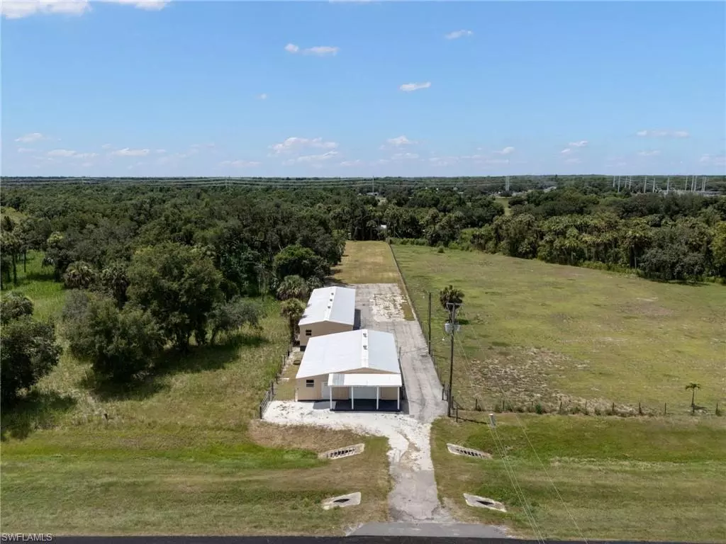 Alva, FL 33920,22110 Palm Beach BLVD